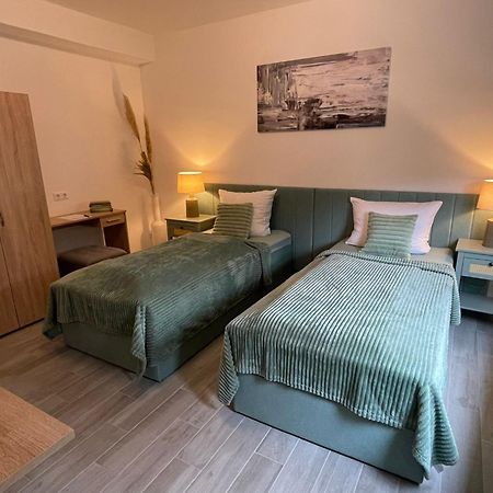 Holi Day Spa 2-Bett Zimmer App 3 Berlín Exteriér fotografie